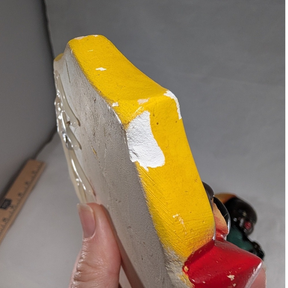 Vintage Chalkware Wall Plaques – Girl and Boy with Blue Umbrellas - Picture 5 of 11